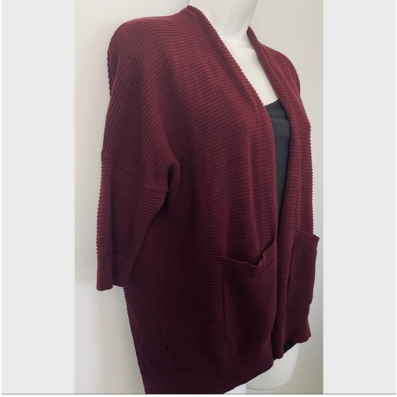 Petite Textured Drop Shoulder Open Cover Up Size XS - Picture 2 of 7